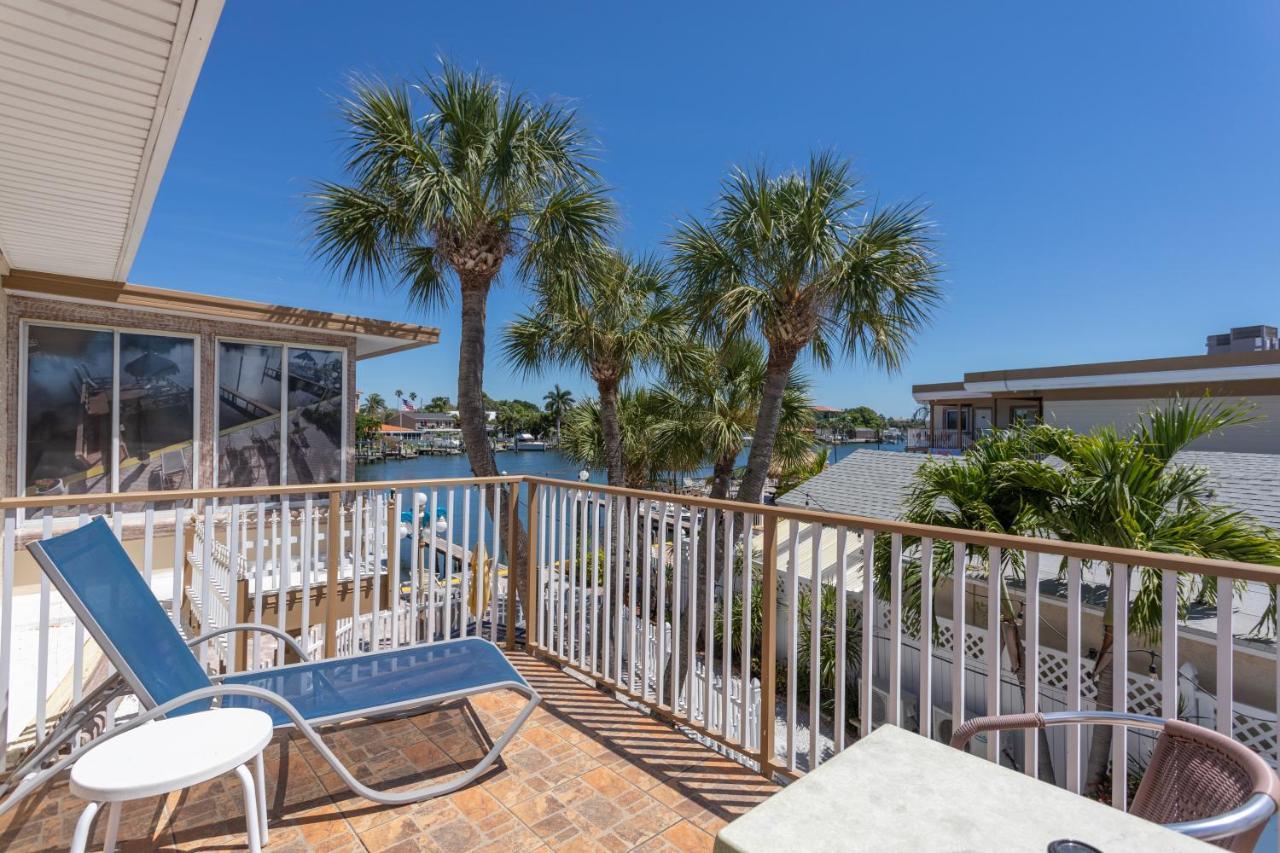 Bayview Plaza Waterfront Resort St. Pete Beach Exterior photo