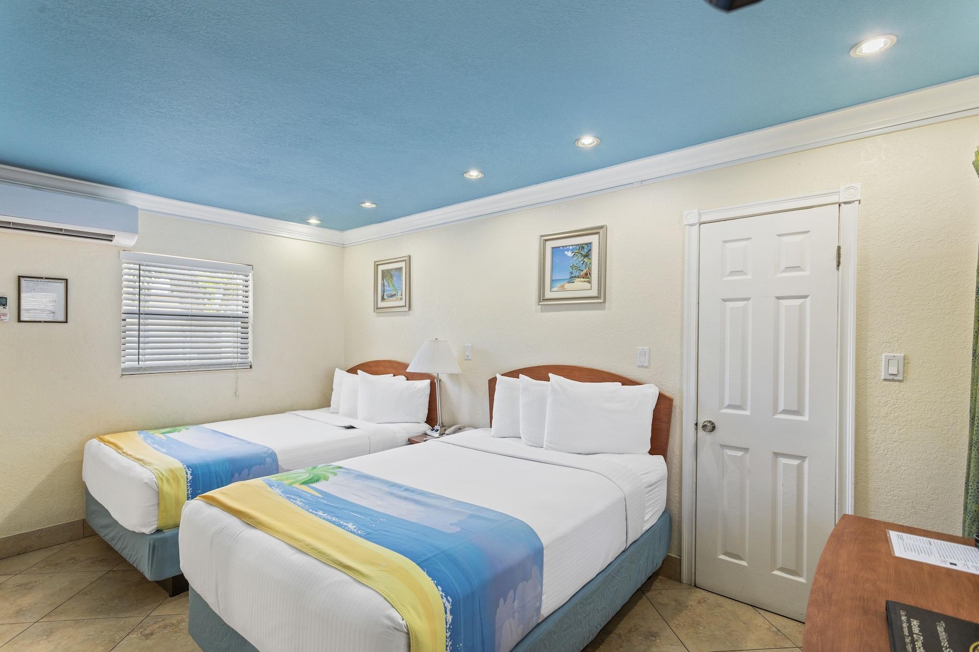 Bayview Plaza Waterfront Resort St. Pete Beach Exterior photo