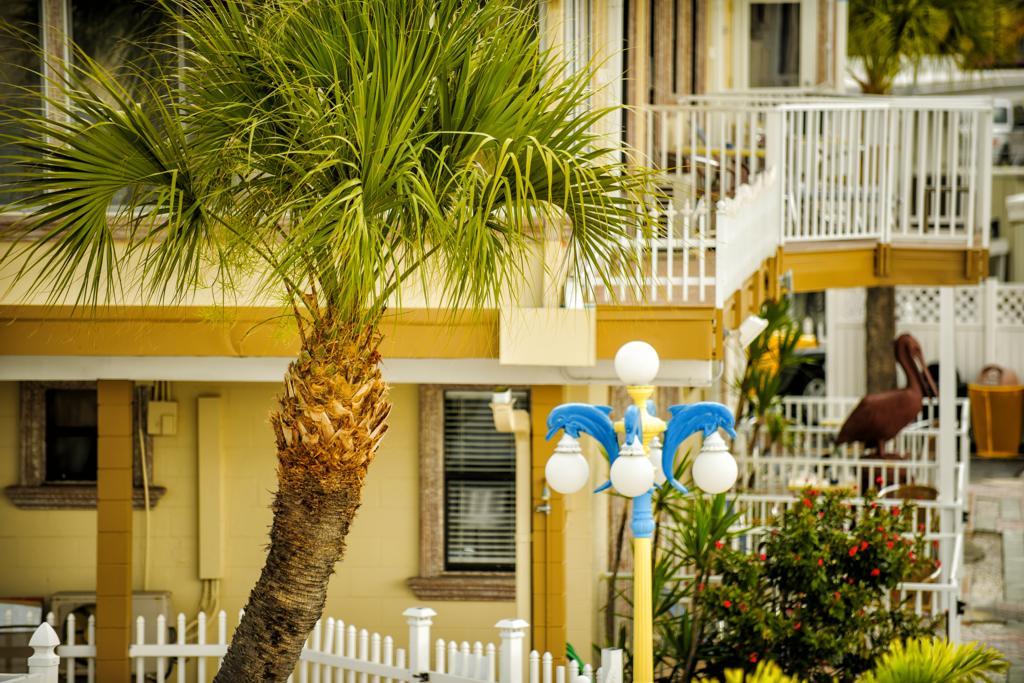 Bayview Plaza Waterfront Resort St. Pete Beach Exterior photo