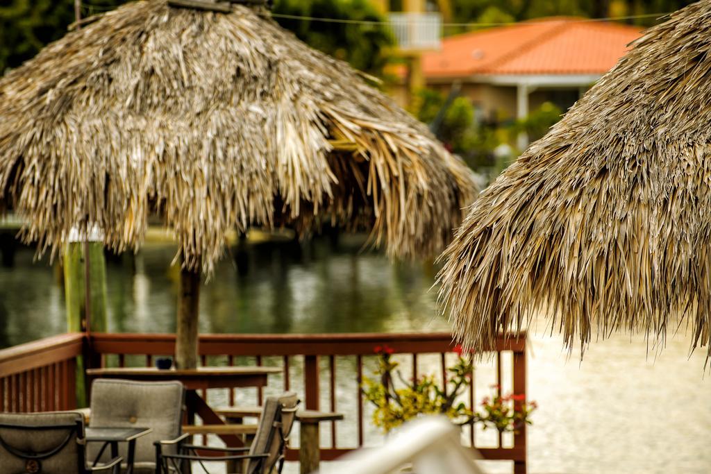 Bayview Plaza Waterfront Resort St. Pete Beach Exterior photo